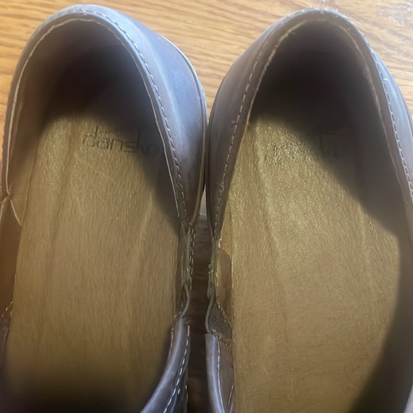 NIB Dansko clogs. Size 41. - Picture 2 of 4